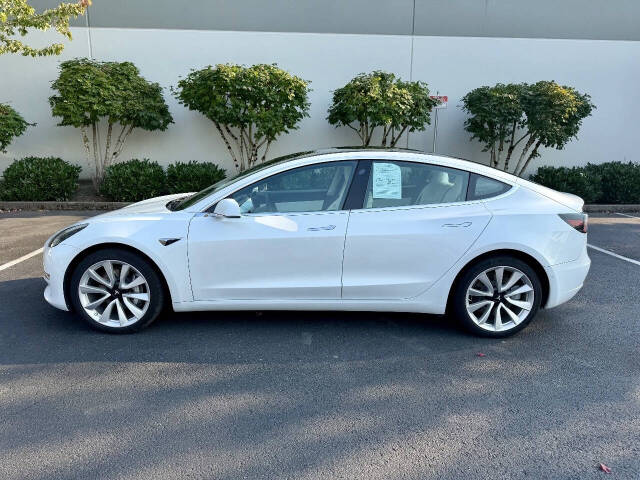 tesla model 3 2019 5YJ3E1EB0KF421901 image tesla model 3 2019 5YJ3E1EB0KF421901 image